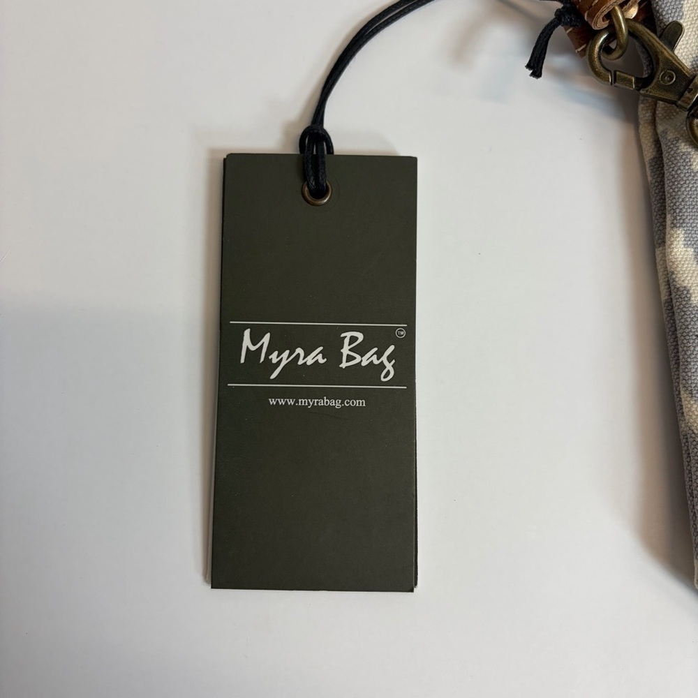Myra Bag Boho Canvas & Leather Wristlet Clutch Geometric Print NWT - Picture 2 of 8